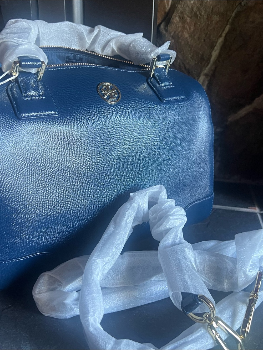 Tory Burch Navy Saffiano Satchel - Brand New With Tags
Never used.